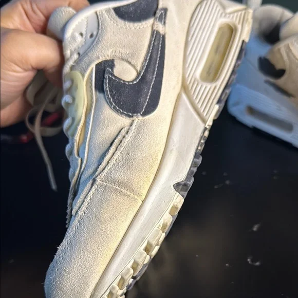 Nike Air Max 90 Futura Cow Print Suede - Picture 6 of 9